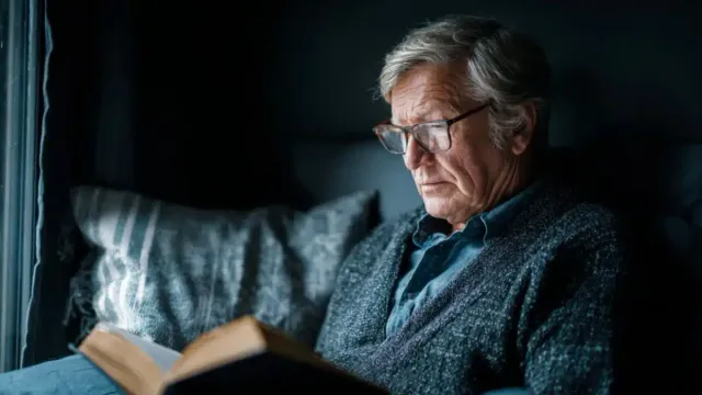 Миниатюрный чип размером 2х2 мм восстанавливает центральное зрение