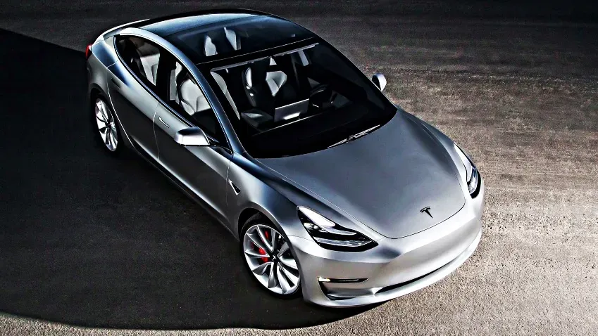 Владелец Tesla Model 3 заявил, что больше не купит электрокар Илона Маска