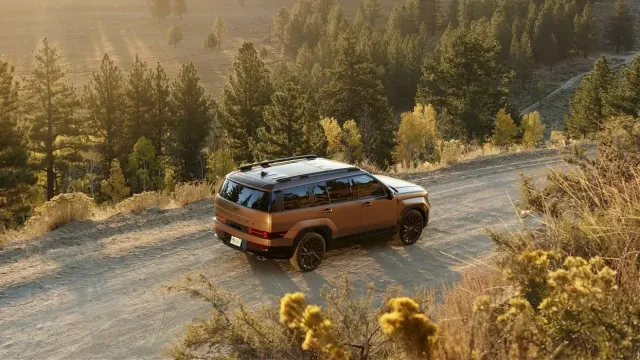 Hyundai готовит обновлённый Santa Fe с электрифицированной трансмиссией