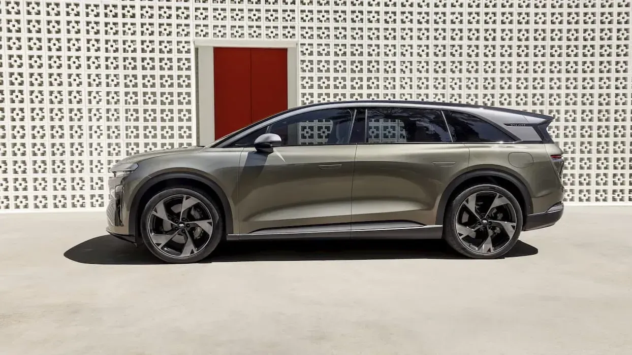 Lucid готовит запуск более доступной версии Gravity