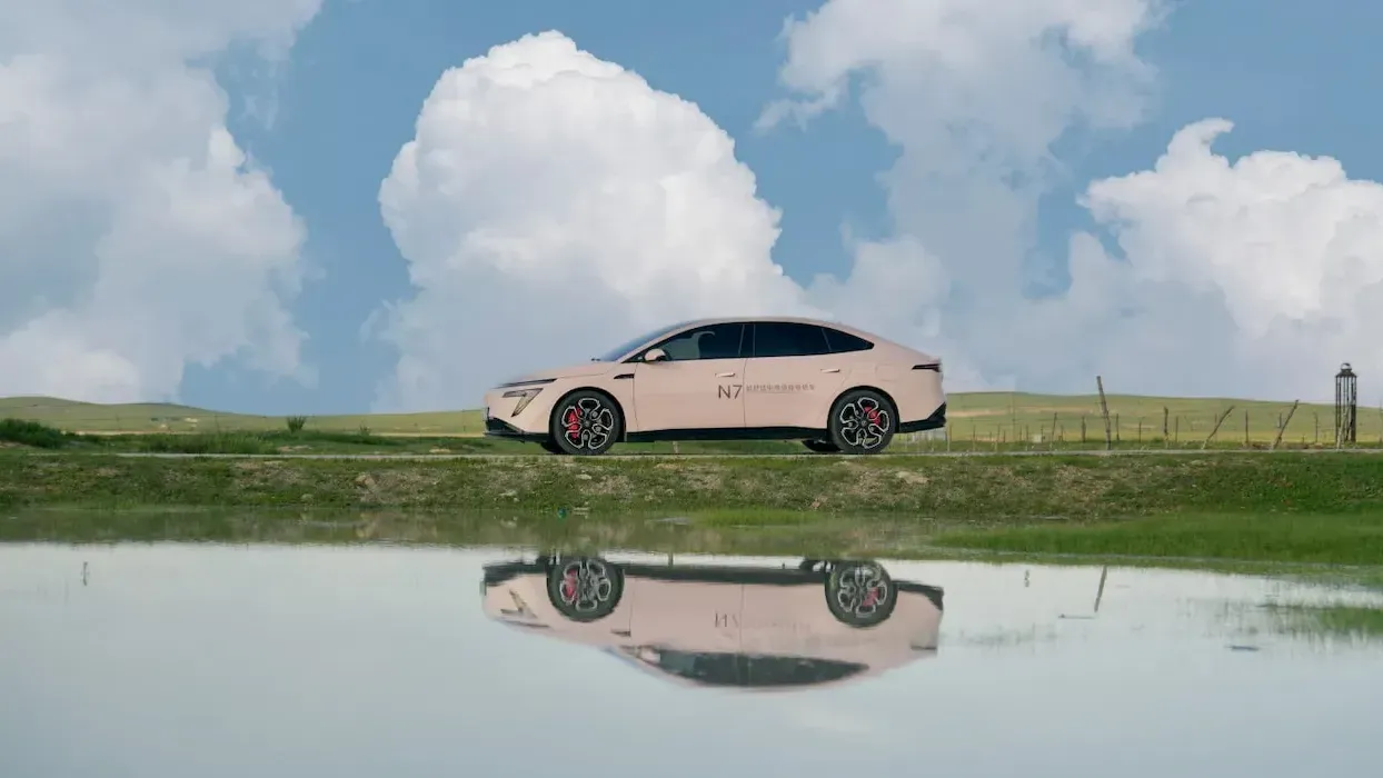 Nissan разрабатывает твердотельные батареи нового поколения для электромобилей