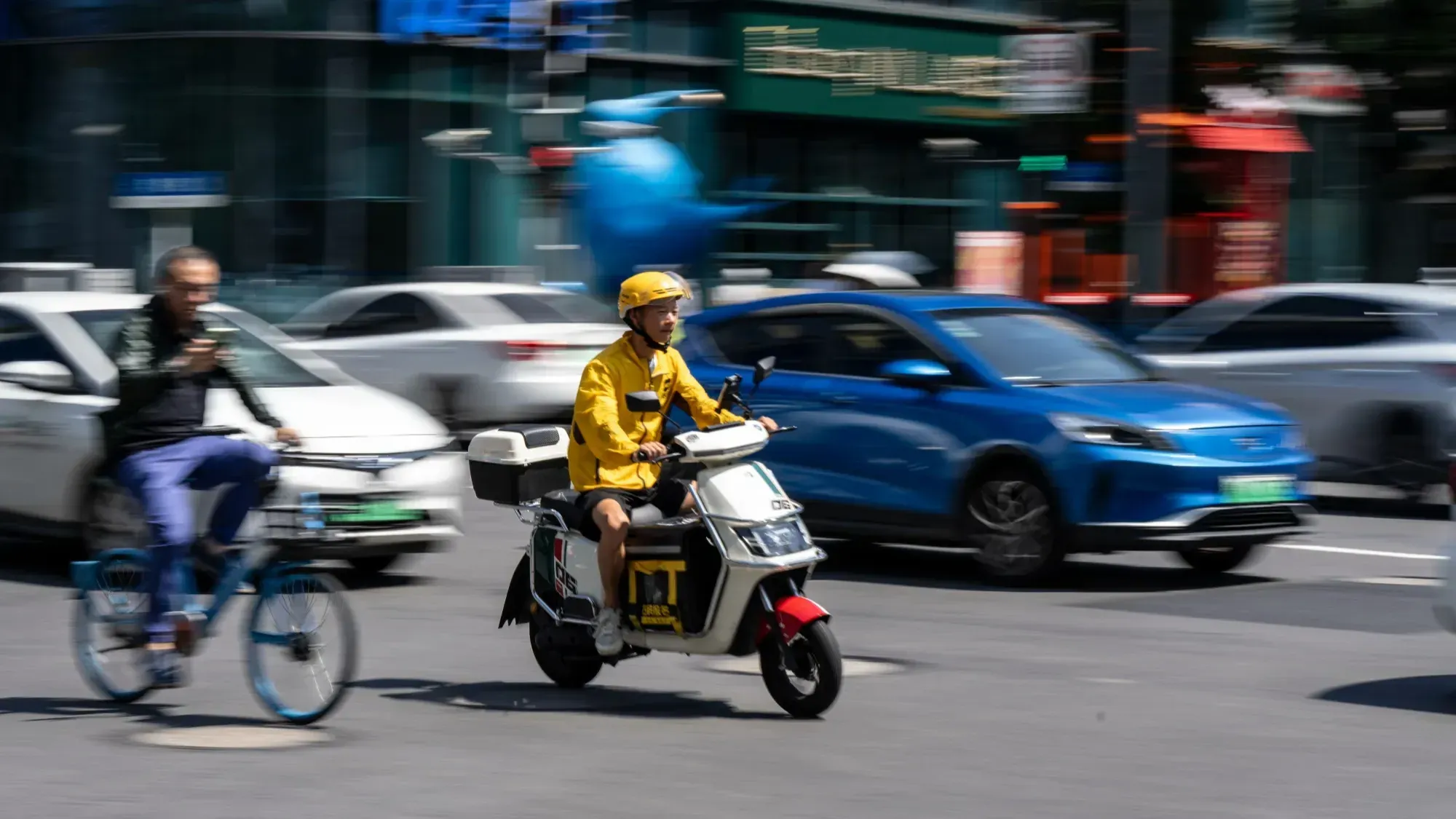 Meituan представила новое AI-приложение для доставки еды и услуг