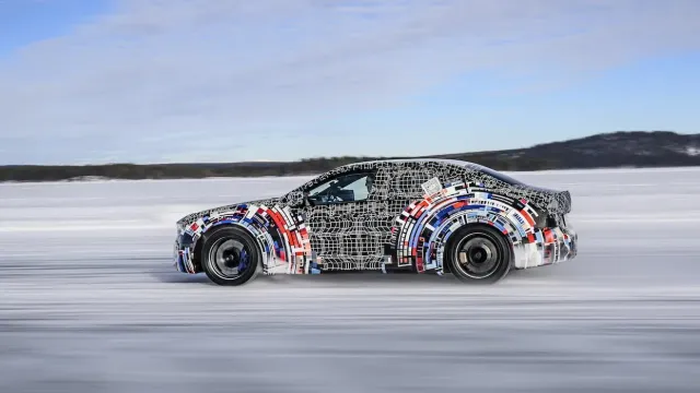 BMW раскрыла детали электрического M3 с четырьмя моторами