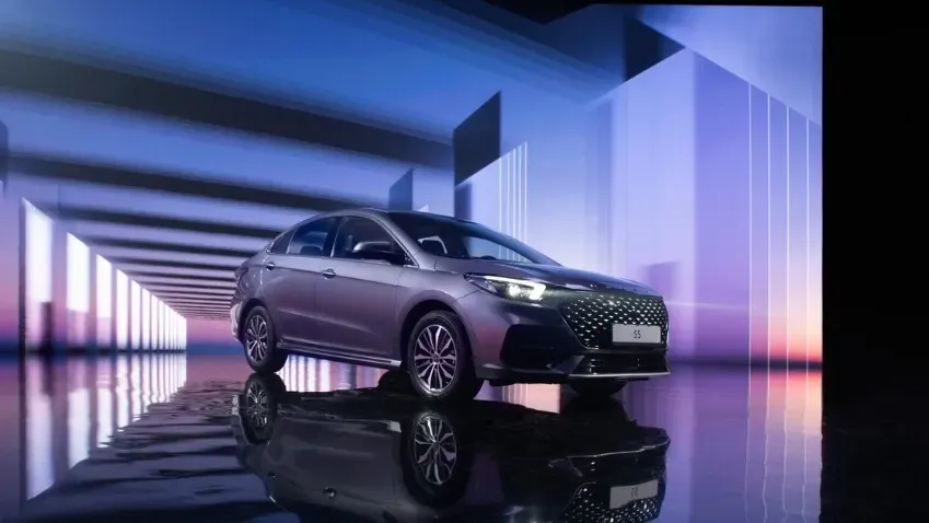 Автозавод в Калуге может начать сборку китайских седанов Omoda S5