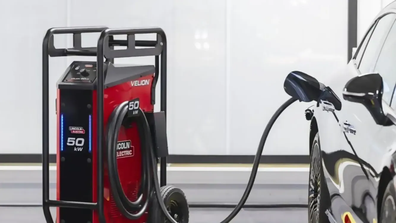 Lincoln Electric представила портативное зарядное устройство Velion мощностью 50 кВт