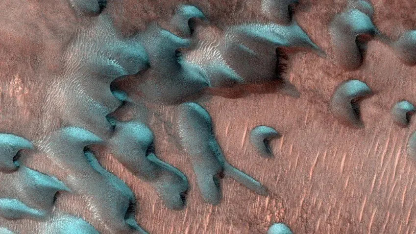 NASA опубликовало фото зимнего Марса