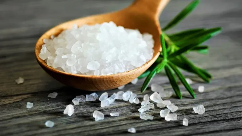 Health: Лишний грамм соли повышает риск экземы на 11%