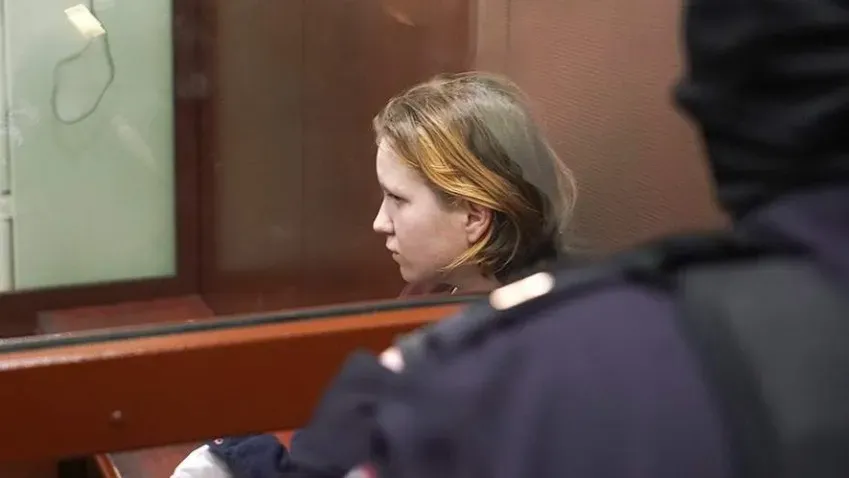 «Ъ»: террористка Дарья Трепова не согласна с выводами психиатрической экспертизы