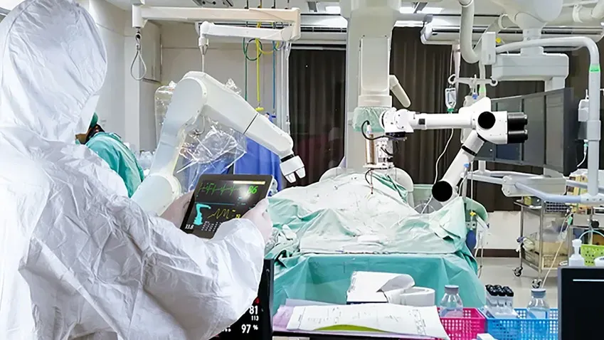 Стимуляция мозга врачей помогает им быстрее научиться использовать хирургических роботов