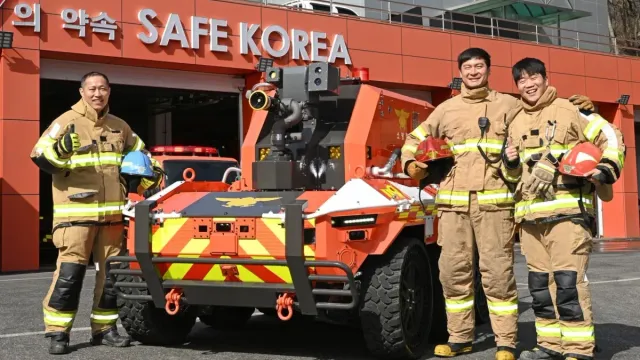 Hyundai представила робота-пожарного для работы в самых опасных условиях