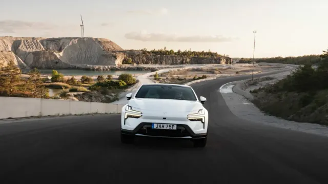 Исследователи измерили эмоциональный отклик водителей за рулем Polestar 4 Исследователи измерили эмоциональный отклик водителей за рулем Polestar 4