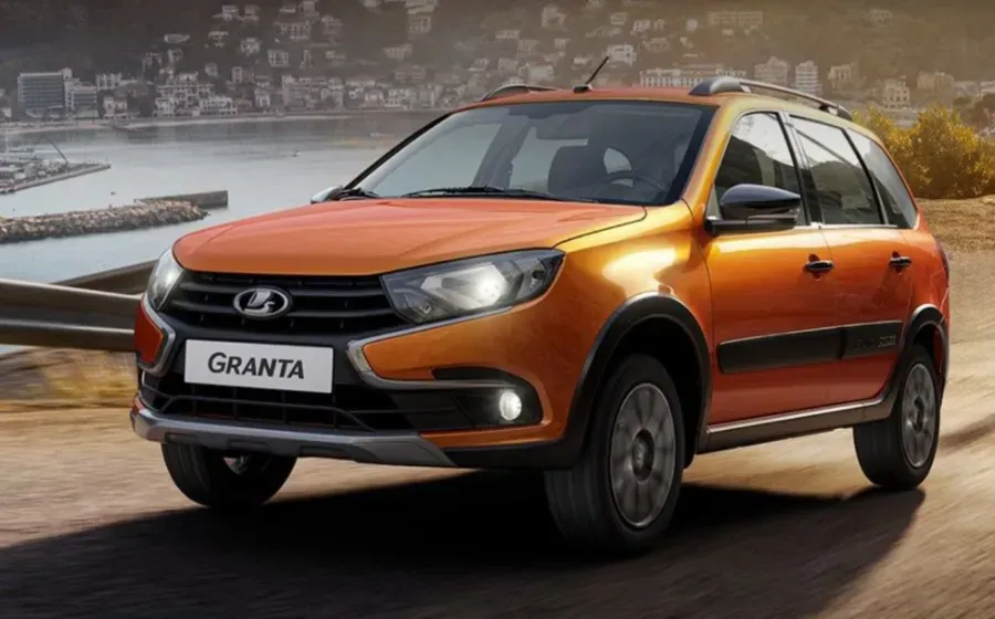 На АвтоВАЗе запущено производство автомобилей Lada Granta