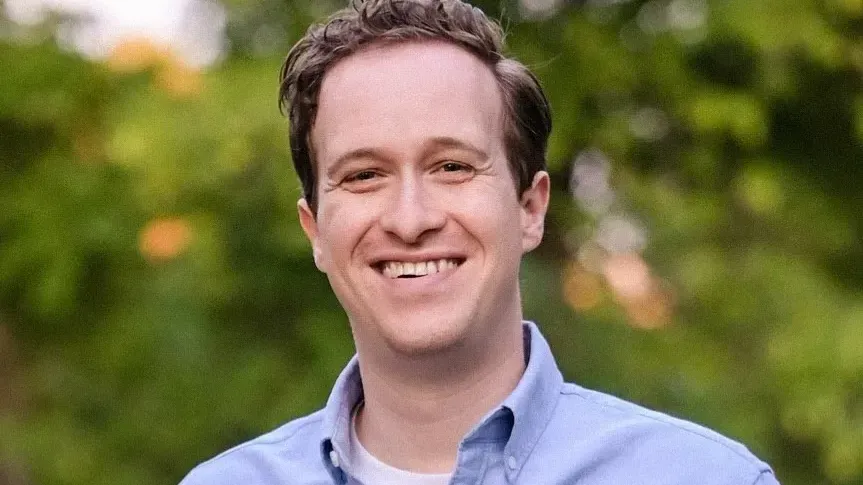 Эксперт по ИИ Джереми Карраско объясняет, как отличить реальный контент от генераций