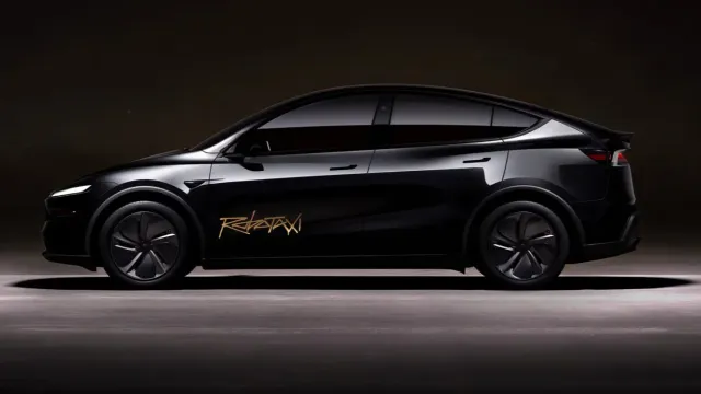 Роботакси Tesla сталкиваются с объектами на парковках и улицах