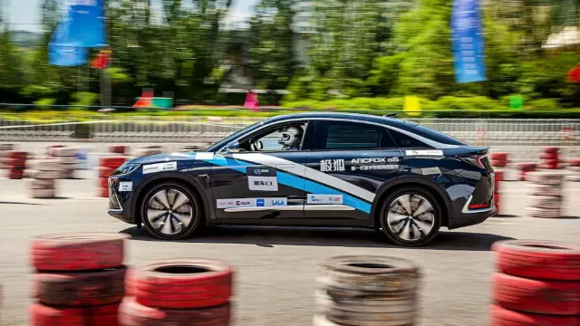 Разработчики показали натрий-ионную батарею с зарядкой за 11 минут