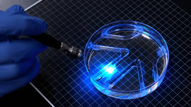 Инженеры MIT создали плавающего робота на основе мышечных клеток Инженеры MIT создали плавающего робота на основе мышечных клеток