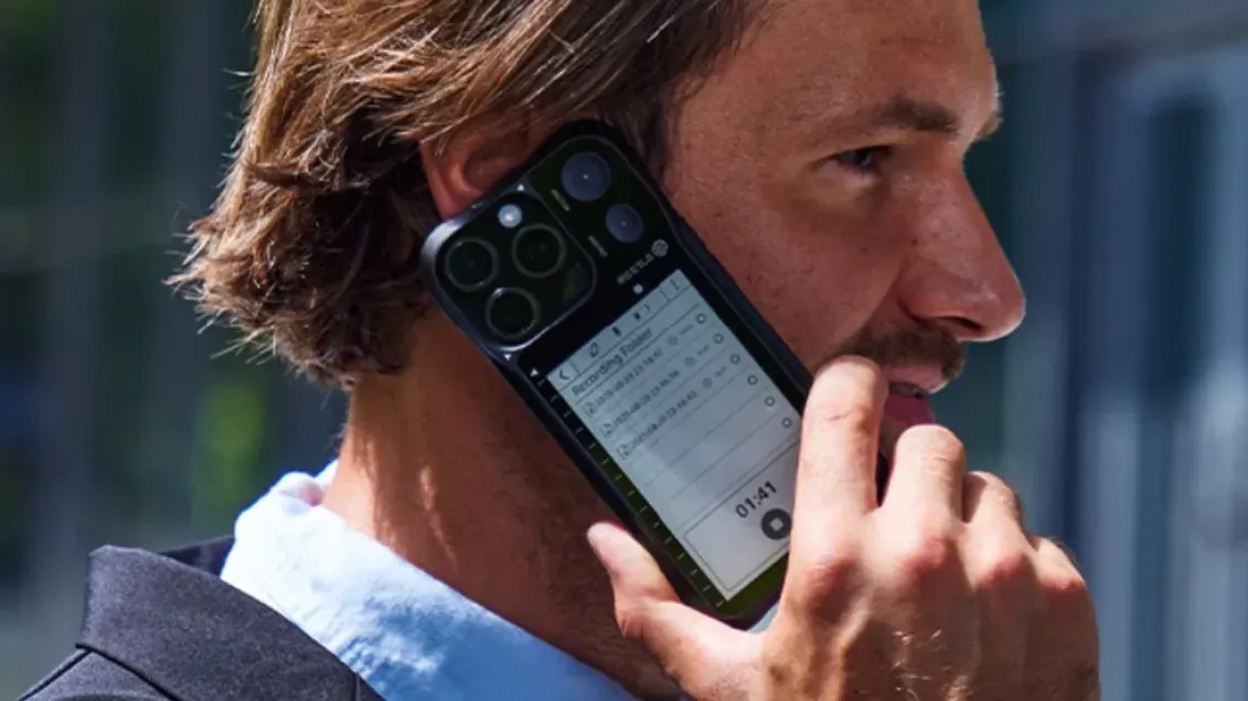 Смарт-чехол Reetle объединяет защиту и AI-функции на одном устройстве