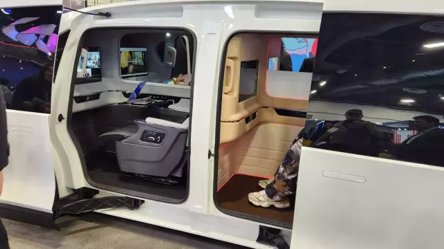 На CES представили автономную капсулу Pliyt с упором на приватность