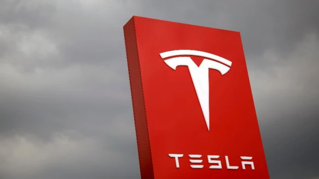 Интернет "гудит" из-за подозрений в переделке Tesla Model 3