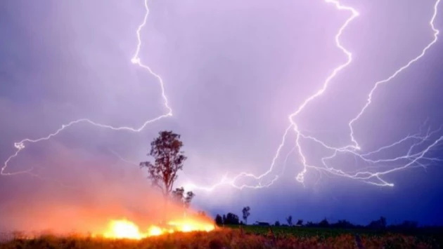 Байкал окружают «ловцами молний» для предотвращения лесных пожаров