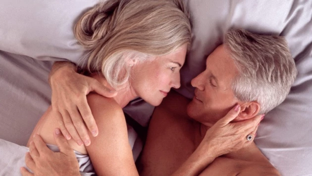 Lenta.ru: людям старше 50 лет рекомендуется регулярно заниматься сексом