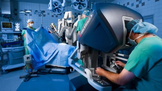 Da Vinci: робот-хирург нового поколения, открывающий новые возможности в медицине