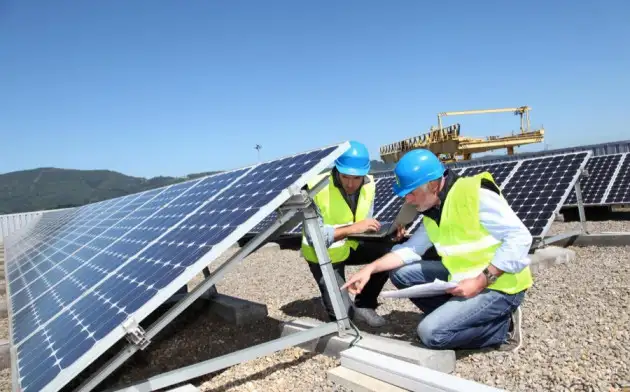 Первый в США проект по установке солнечных батарей на водном пути