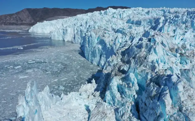 Гренландские ледники могут повлиять на уровень мирового океана в ближайшие 100-150 лет
