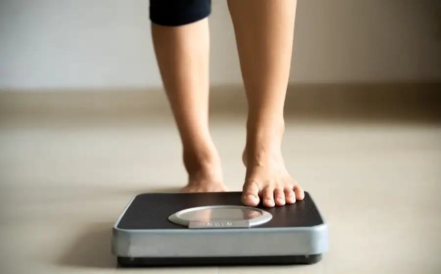 Женщины с избыточным весом могут подвергаться наибольшему риску синдрома длительного ковида