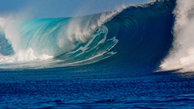 Ученые НИУ ВШЭ смоделировали возникновение "волн-убийц" в стоячих волнах