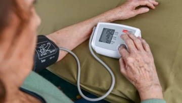 Высокое артериальное давление спасает людей в пожилом возрасте