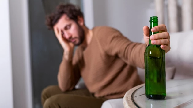 Семаглутид и Тирзепатид могут снижать потребление алкоголя у лиц с ожирением