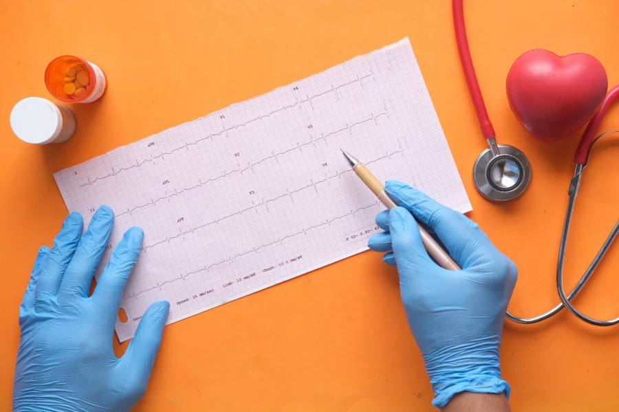 Clinical Cardiology: Женщины с бессонницей подвержены высокому риску сердечного приступа