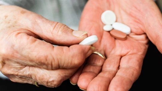 JAD: снотворные препараты почти на 80% повысили риск деменции у пожилых людей