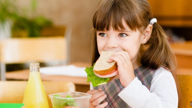 Правильное питание в школе может снизить риск развития ожирения у детей