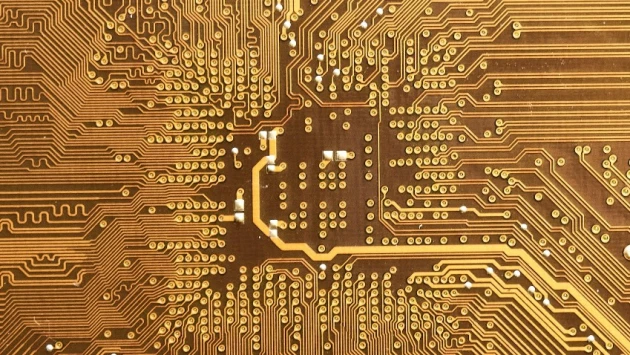 Phys.org: Ученые провели первую в мире передачу кубитов между квантовыми чипами