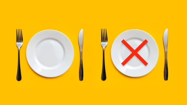 Ученые рассказали, какое время оптимальное для приема пищи при похудении