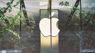 The Elec: Apple откажется от «челок» во всех моделях iPhone 15