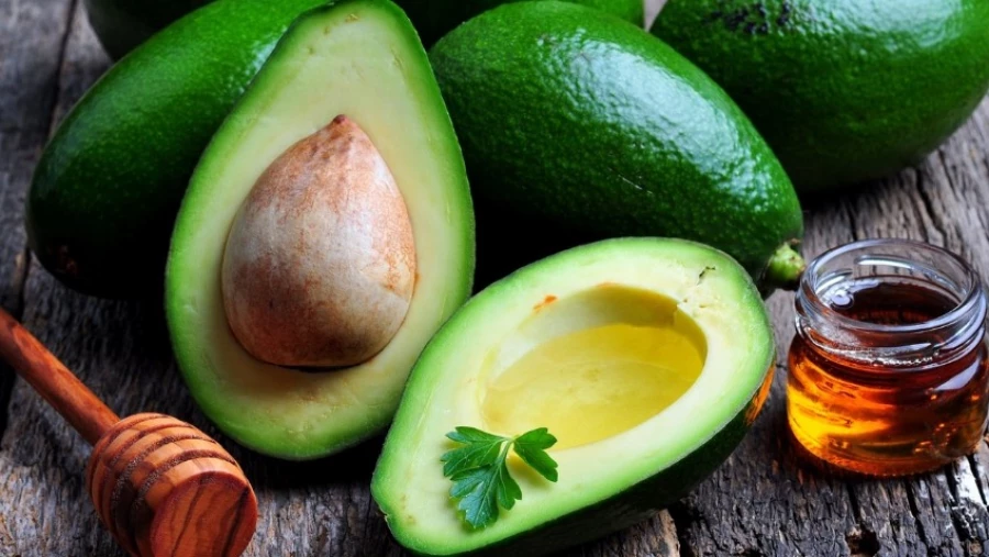 Врач-диетолог: авокадо укрепляет нервную систему и способствует профилактике онкологии