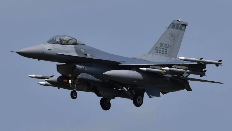 Об истребителе F-16A фанат игры War Thunder выложил секретную информацию