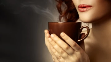 "ИноСМИ": самый вредный кофе - утренний кофе сразу после пробуждения