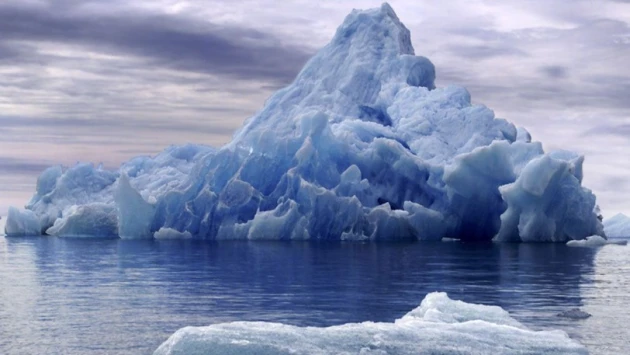 Археологи обнаружили во льдах Антарктиды оттаивающий древний город