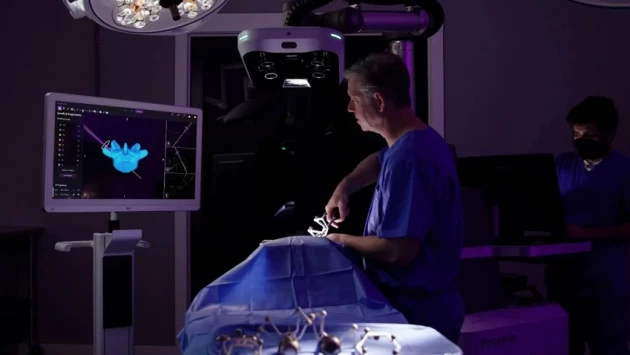 Сканер позвоночника Proprio может стать "третьим глазом" для хирургов
