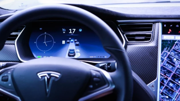 Илон Маск анонсирует автономное вождение для Tesla в этом году