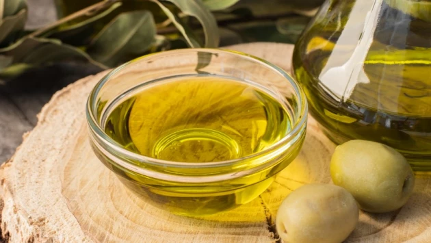 Human Genomics: ИИ считает оливковое масло продуктом для борьбы с болезнью Альцгеймера