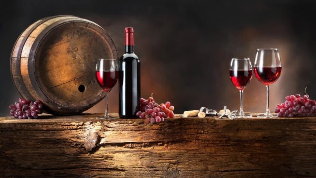 В Университете Флориды выяснили, что 2 бокала мускатного вина в день замедляют старение кожи