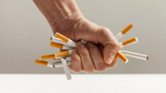 Отказ от курения снижает риск сердечно-сосудистых осложнений у людей с онкологией