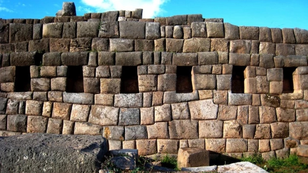 В Перу исследователями обнаружена 1000-летняя стена для защиты от наводнений Эль-Ниньо