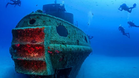 МК: Подводные археологи открыли новую страницу истории, обнаружив 3 места кораблекрушений
