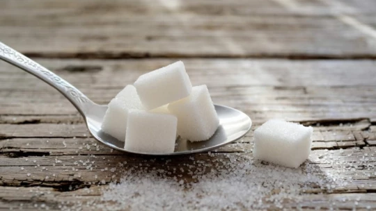 Эндокринолог РФ Гуреева назвала три признака, что человек употребляет слишком много сахара